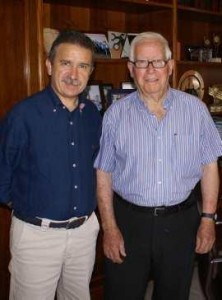 Isidro Buades junto al alcalde.