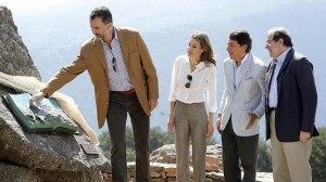  Don Felipe y Doña Letizia, junto a los presidentes de Madrid, Ignacio González, y de Castilla y León, Juan Vicente Herrera en el Parque de Guadarrama.