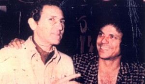 Antonio Gala, a la izquierda, con Aquilino Saavedra. LP /DLP 