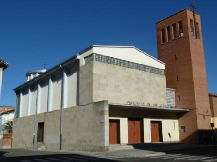 48b06a65bff59213954000f176580575_L