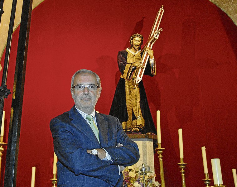 Santos Benítez Floriano, actual mayordomo del Nazareno. - Foto: EL PERIODICO