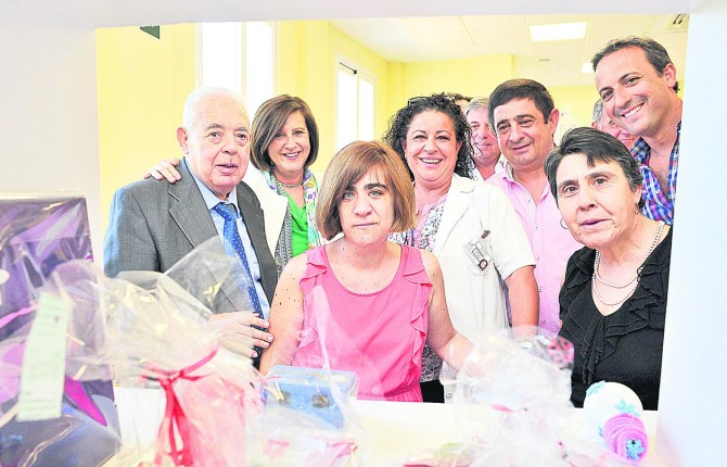 Vicente Oya, María José Sánchez, Antonia Vicent, Juan Eugenio Ortega, Francisco Reyes, Antonio José Rodríguez y usuarias.