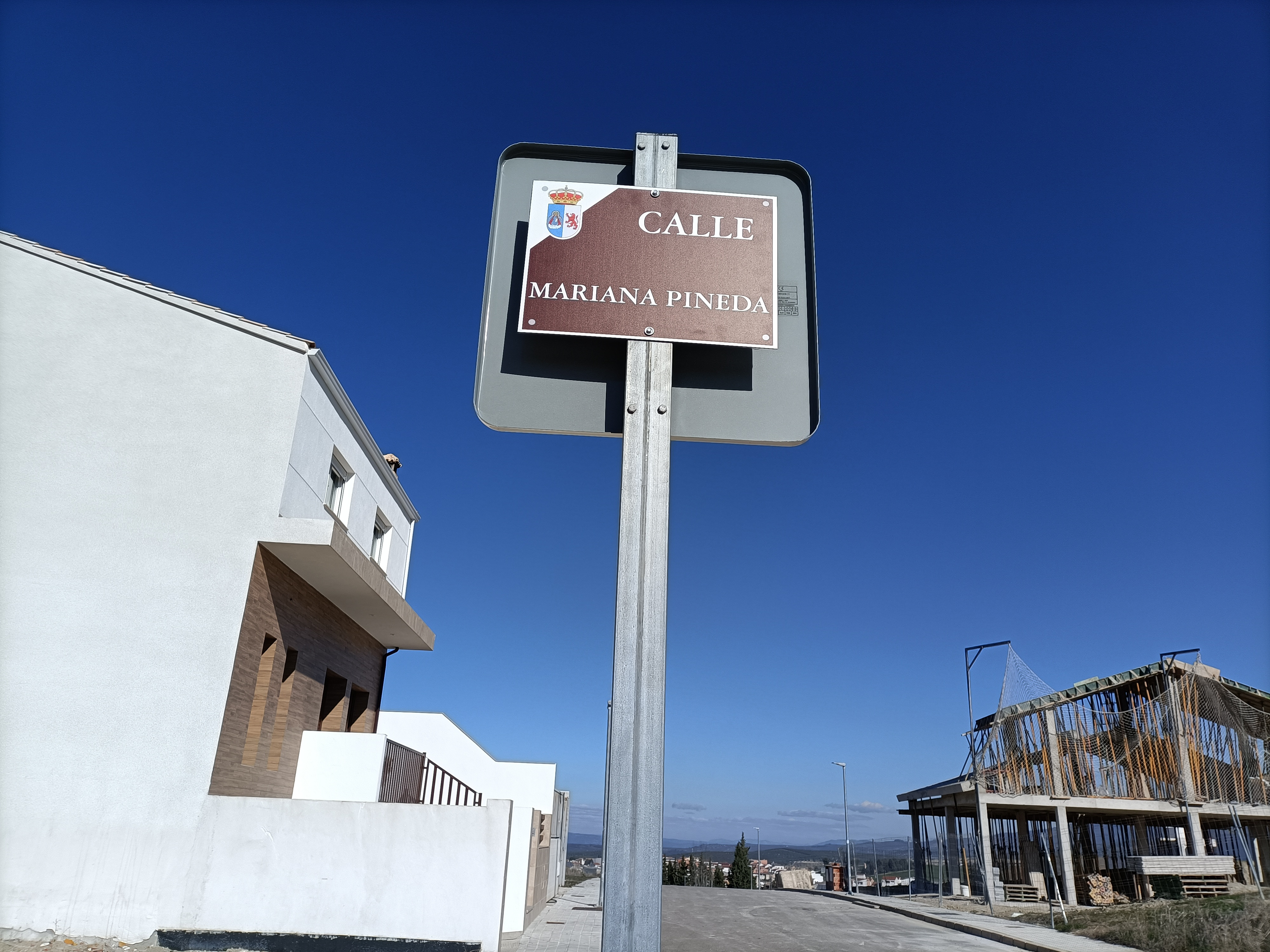 RESIDENCIAL CIUDAD CENTENARIA CALLE MARIANA PINEDA Real Asociaci n RESIDENCIAL CIUDAD CENTENARIA CALLE MARIANA PINEDA Real Asociaci n