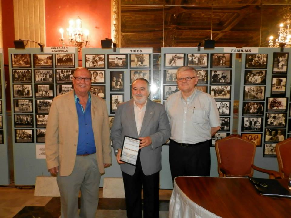 LA TORREVIEJA NOSTÁLGICA, AYER EN EL CASINO EN LA PONENCIA DE ANTONIO LUIS GALIANO, PRESIDENTE DE LA REAL ASOCIACIÓN ESPAÑOLA DE CRONISTAS OFICIALES Y CRONISTA OFICIAL DE LA CIUDAD DE ORIHUELA