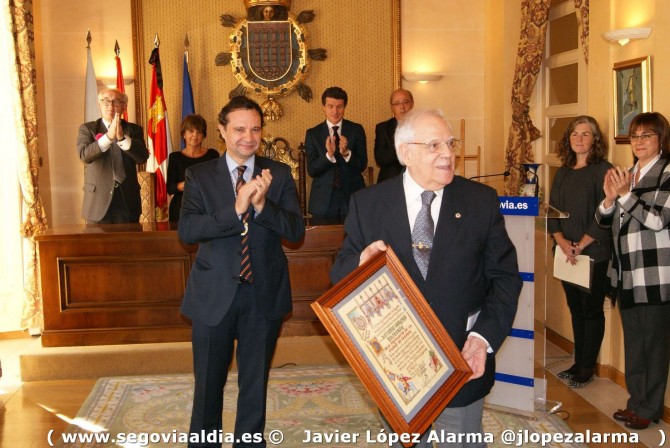 EL CRONISTA OFICIAL DE RIAZA ANTONIO HORCAJO MATESANZ, HIJO PREDILECTO DE LA CIUDAD DE SEGOVIA
