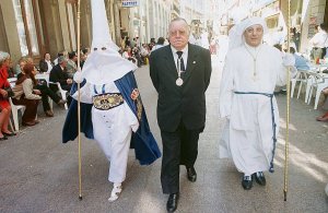 PROTAGONISTA Y TESTIGO DE LA VIDA COFRADE