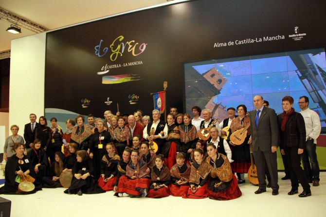 SIGÜENZA LUCE SUS ENCANTOS EN EL DÍA DE GUADALAJARA