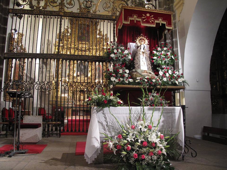 COMIENZAN LOS ACTOS DE LA FIESTA DE LA PATRONA NUESTRA SEÑORA DE LAS ANGUSTIAS