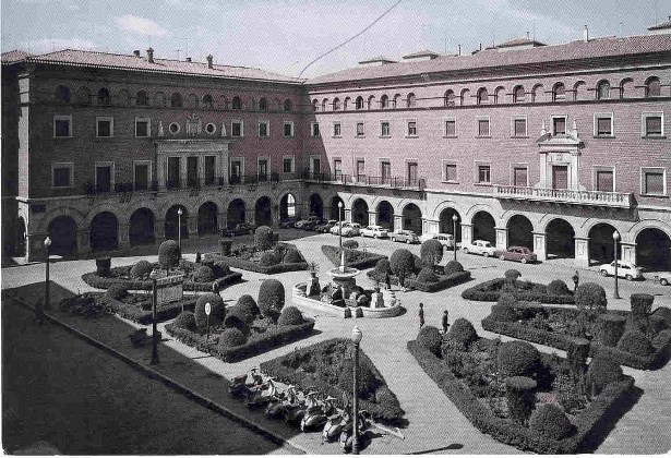 ESTA TARDE, FOTOS ANTIGUAS Y TEATRO EN TERUEL. MAÑANA VIDAL MUÑOZ PRESENTA LIBRO