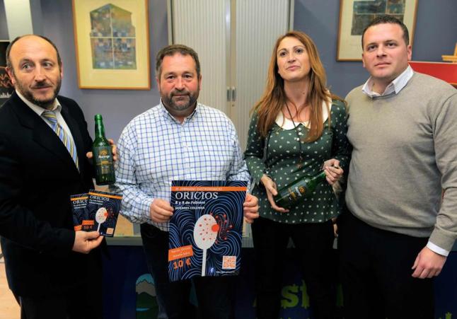 UNA TONELADA DE ORICIOS EN GÜERRES • LA LOCALIDAD COLUNGUESA ORGANIZA EL FIN DE SEMANA EL TERCER FESTIVAL EN TORNO AL EQUINODERMO, CON MERCÁU TRADICIONAL, CLASES GASTRONÓMICAS Y VARIAS CHARLAS