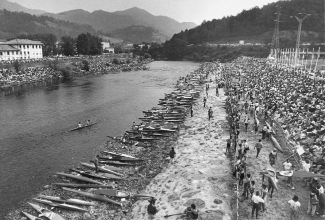 DIONISIO Y LAS PIRAGUAS • EL DESCENSO NECESITA UNA REVISIÓN QUE RESTAURE SU ESENCIA