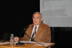 ANTONIO VERDÚ,  CRONISTA OFICIAL DE JUMILLA (MURCIA), EXPLICA LAS DIFERENTES FASES DE LA CONSTRUCCIÓN DEL TEATRO VICO