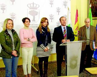 ACEUCHAL PARTICIPARÁ EN LAS SEXTAS JORNADAS DE HISTORIA • ALMENDRALEJO EN ELLAS SE SEGUIRA ANALIZANDO LA EPOCA CONTEMPORANEA • LA CLAUSURA SE CELEBRARÁ ALLÍ Y SE LEERÁN TRABAJOS SOBRE EL MUNICIPIO