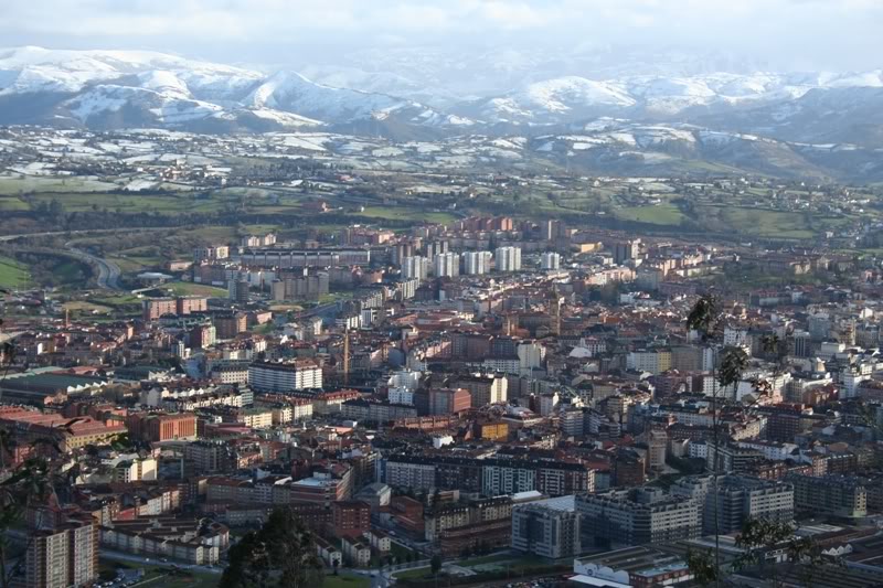 RUIZ-TILVE: «QUIEREN HACER DE ESA ZONA UN BARRIO CON CHALÉS DE FALCON CREST»