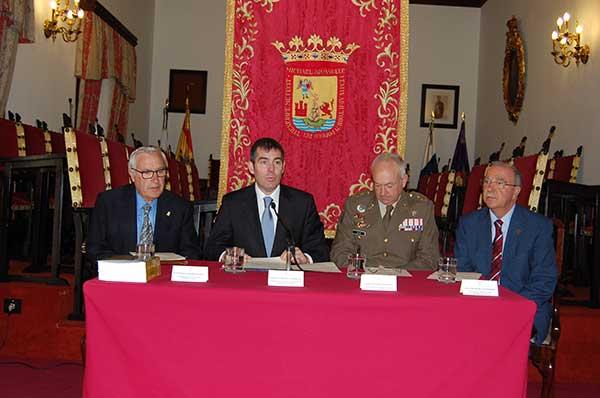 LOS CRONISTAS DE CANARIAS PRESENTAN EN LA LAGUNA SU ANUARIO CON LA “HISTORIA MENUDA” DEL ARCHIPIÉLAGO