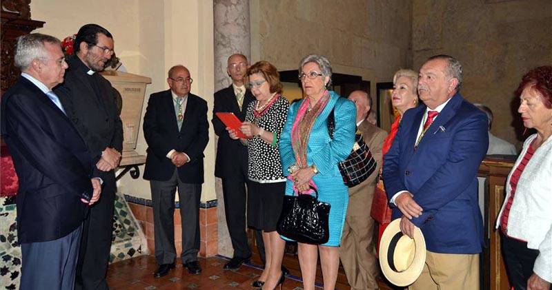 LA ACADEMIA DE CÓRDOBA CELEBRA EL DÍA DE GÓNGORA CON UN CANTO POÉTICO •  MARÍA DEL SOL SALCEDO REALIZA LA OFRENDA LITERARIA AL PATRÓN LAICO. MARTÍNEZ TORRÓN DA UNA CONFERENCIA SOBRE SU INFLUENCIA EN EL DUQUE DE RIVAS