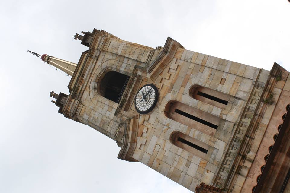 COLUNGA, UNA IGLESIA RENOVADA