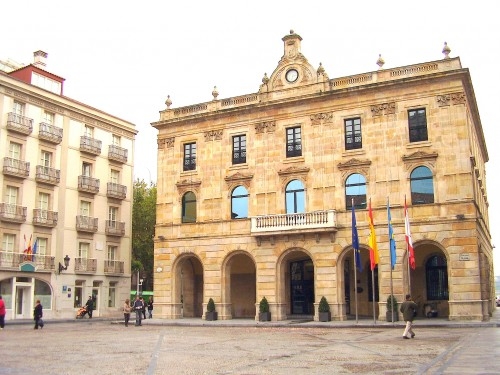 EL PP PROPONE RECUPERAR LA FIGURA DE CRONISTA OFICIAL DE GIJÓN