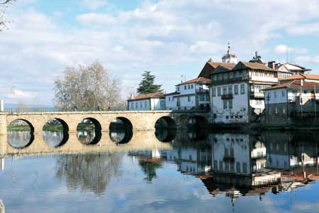 EL TURISMO TRANSFRONTERIZO HISPANO – LUSO