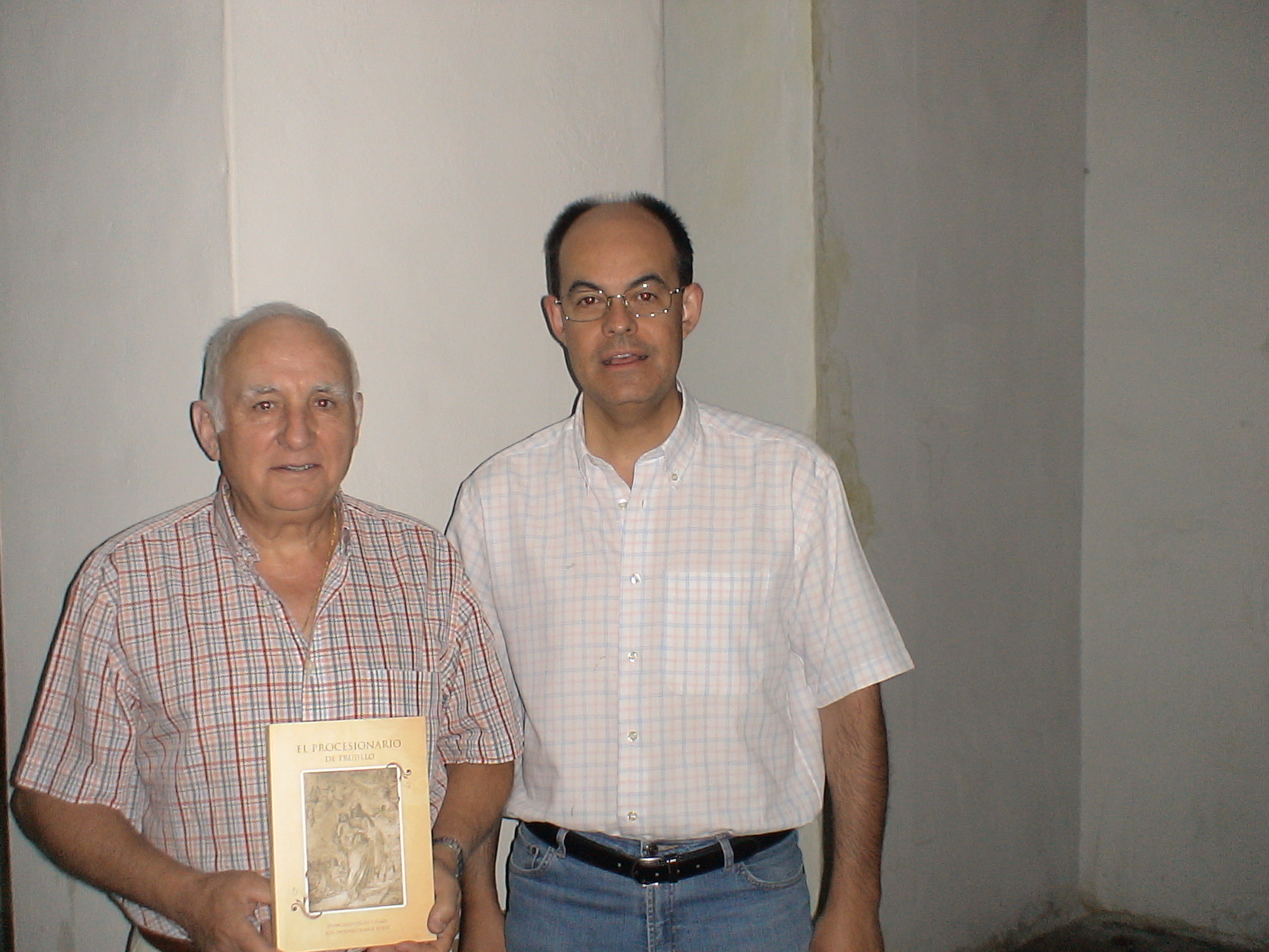 LOS CRONISTAS OFICIALES DE TRUJILLO, SANTA CRUZ DE LA SIERRA Y PUERTO DE SANTA CRUZ HAN PUBLICADO UN TRABAJO DE INVESTIGACIÓN SOBRE EL CONVENTO DE SANTA CRUZ DE LA SIERRA