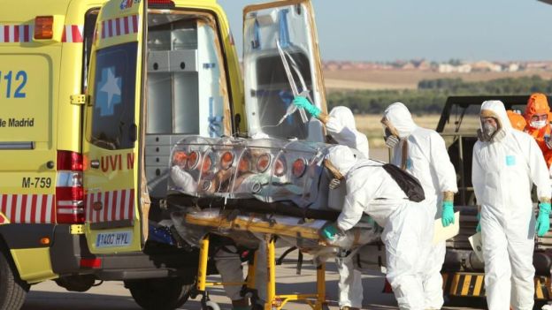 LA MALDICIÓN DEL ÉBOLA EN ESPAÑA