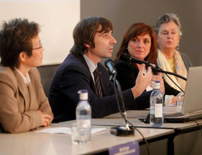 PALACIO: «AMPLIAR EL BELLAS ARTES LO CONVERTIRÁ EN MUSEO DEL SIGLO XXI» • MUSEO DE BELLAS ARTES DE ASTURIAS SE INAUGURARÁ A MEDIADOS DE 2015 Y SU DIRECTOR ESPERA QUE «LOS CIUDADANOS SE FAMILIARICEN CON EL EDIFICIO»