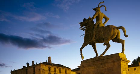 RELATO DE JACOBO FITZ-JAMES STUART, 17º DUQUE DE ALBA, SOBRE LA ESTATUA DE PIZARRO DE TRUJILLO