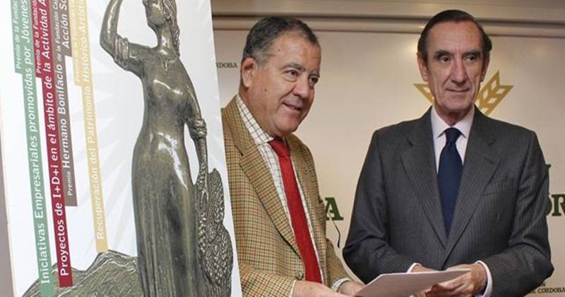CAJA RURAL DE CÓRDOBA PREMIA LA ACCIÓN DE LOS HERMANOS DE LA CRUZ BLANCA