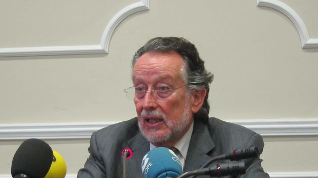 EN DEMOCRÀCIA RES ES FA »PORQUE ME DA LA GANA»