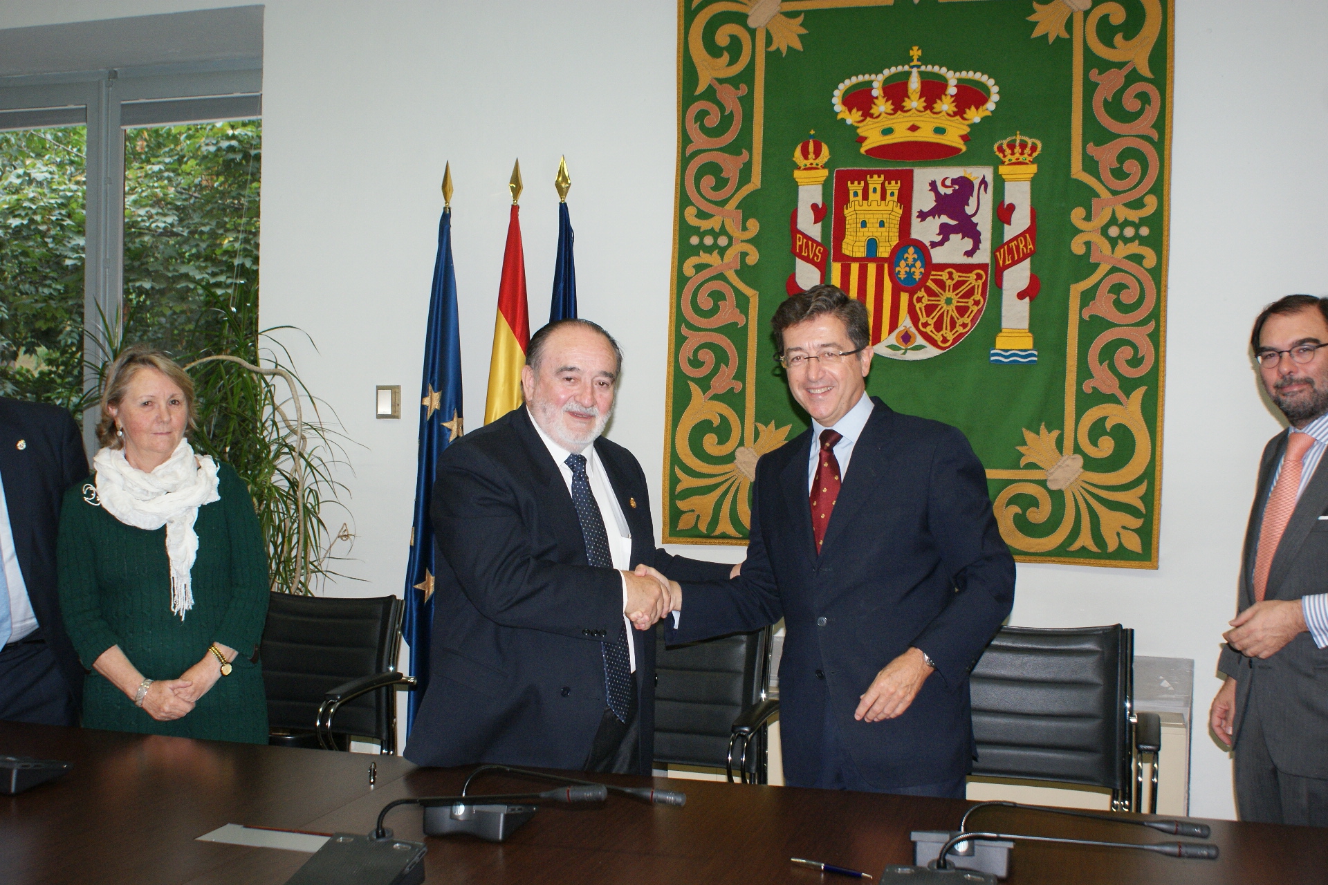 CARTA LOCAL. FEDERACION ESPAÑOLA DE MUNICIPIOS Y PROVINCIAS (FEMP). EL OFICIO DE CRONISTA