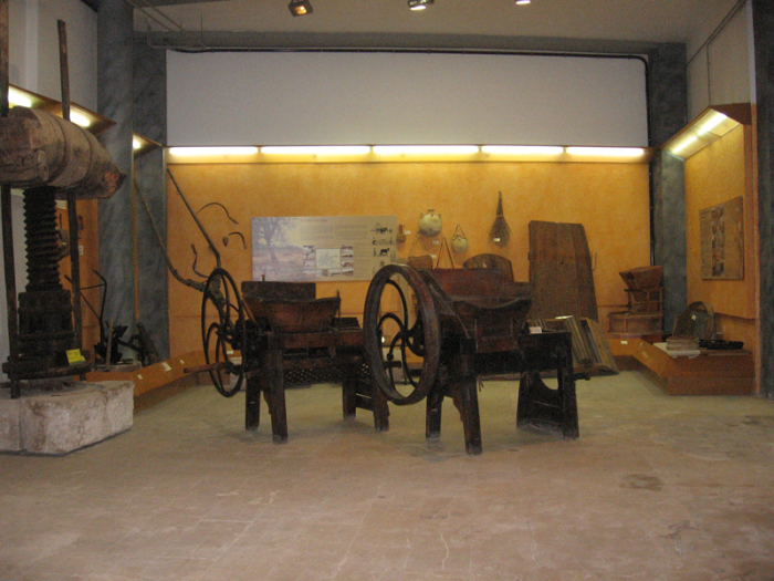 EL MUSEO HISTÓRICO DE ASPE (ALICANTE) PRESENTA UNA NUEVA “PIEZA SINGULAR” • LOS LEGADOS HAN SIDO CEDIDOS POR FRANCISCO JOSÉ BOTELLA, ‘EL CISCO’ Y PERMITIRÁN ESTUDIAR EL FENÓMENO DEL AGUA Y DE LA GESTIÓN POR PARTE DE LA PRIMERA COMUNIDAD DESDE EL SIGLO XIX Y XX