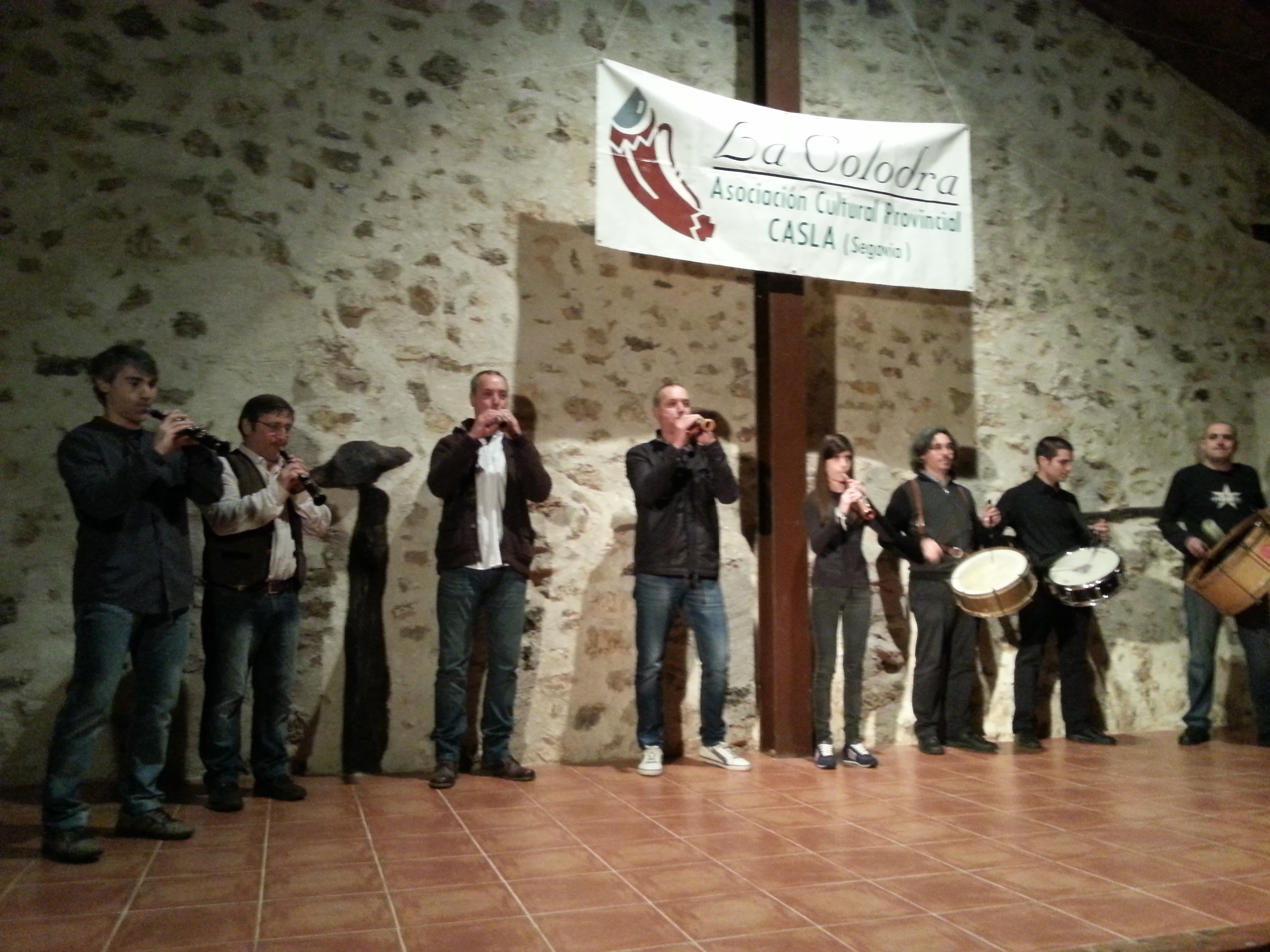 ÉXITO DEL IX ENCUENTRO DE DULZAINAS EN EL XXVII ANIVERSARIO DE “LA COLODRA” DE CASLA