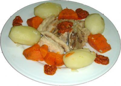 PATATAS Y VIEJAS SANCOCHADAS