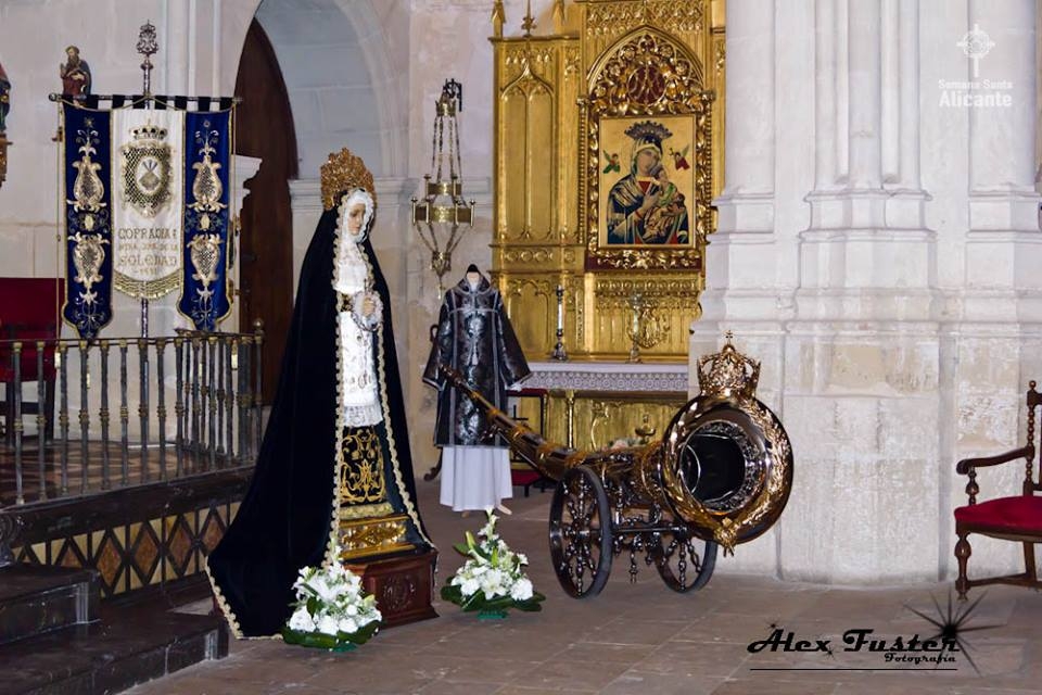 LA R.A.E.C.O. RECIBE EL NOMBRAMIENTO DE “CRONISTAS OFICIALES” DE LA SOLEDAD DE SANTA MARÍA DE ALICANTE