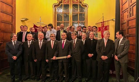JOSÉ VÍCTOR RODRÍGUEZ RECIBE LA ESPADA DE MANDO COMO PRETOR XII DEL ECCE HOMO ORIOLANO