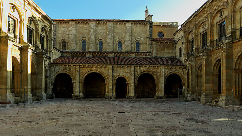 LIBERTADES Y DERECHOS EN EL LEÓN MEDIEVAL QUE FORJÓ ESPAÑA