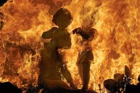 JA ESTEM EN (‘EL CALORET’ DE LES) FALLES!!!