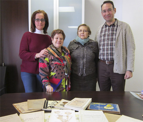 LA FAMILIA DE LUIS GARCÍA MONTES DONA AL AYUNTAMIENTO UNA COLECCIÓN DE LIBROS DEL QUE FUERA CRONISTA OFICIAL DE LA VILLACAÑAS (TOLEDO)