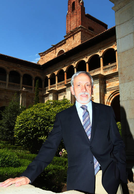 EL MUSICÓLOGO BURGALÉS ISMAEL FERNÁNDEZ, PREMIO DE RESTAURACIÓN