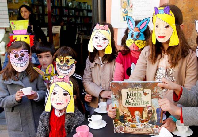 TRASCORRALES ACOGERÁ UNA LECTURA PÚBLICA TEATRALIZADA POR EL DÍA DEL LIBRO