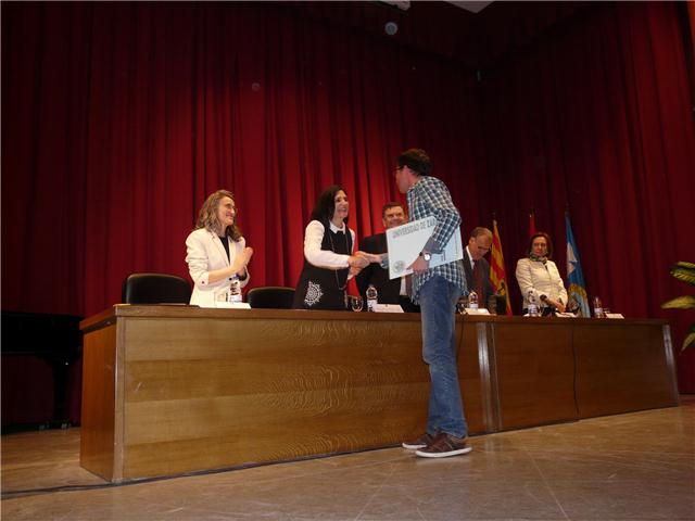 EL RECTOR AFIRMA QUE EL CAMPUS DE TERUEL TIENE “MAGNÍFICAS POSIBILIDADES” • EL RESPALDO RECIBIDO POR MAGISTERIO CENTRA LOS DISCURSOS DEL ACTO ACADÉMICO