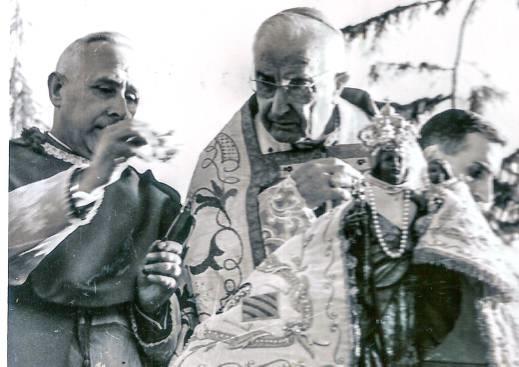 DEVOCIÓN CORONADA • LA COFRADÍA DE LA VIRGEN DE LLUCH, PATRONA DE ALZIRA, CELEBRARÁ JUSTO DENTRO DE UN AÑO EL 50º ANIVERSARIO DE LA CORONACIÓN