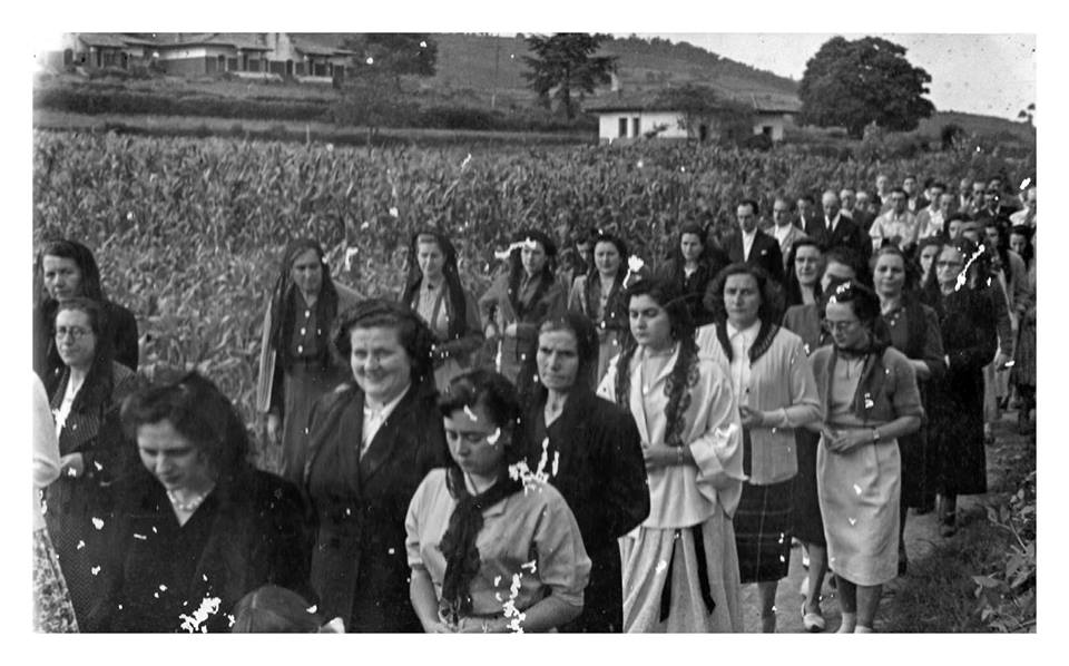 PROCESIÓN LAURETANA A LA CASTAÑAR DE ESPINA (COLUNGA)