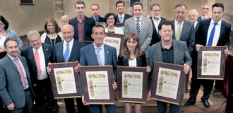 PREMIOS ‘ORO DE LEY’ • EL CENTRO SEGOVIANO DE MADRID ENTREGÓ AYER SUS GALARDONES, CON LOS QUE SE RECONOCE LA LABOR DE SEGOVIANOS EN DIFERENTES FACETAS PROFESIONALES Y SOCIALES