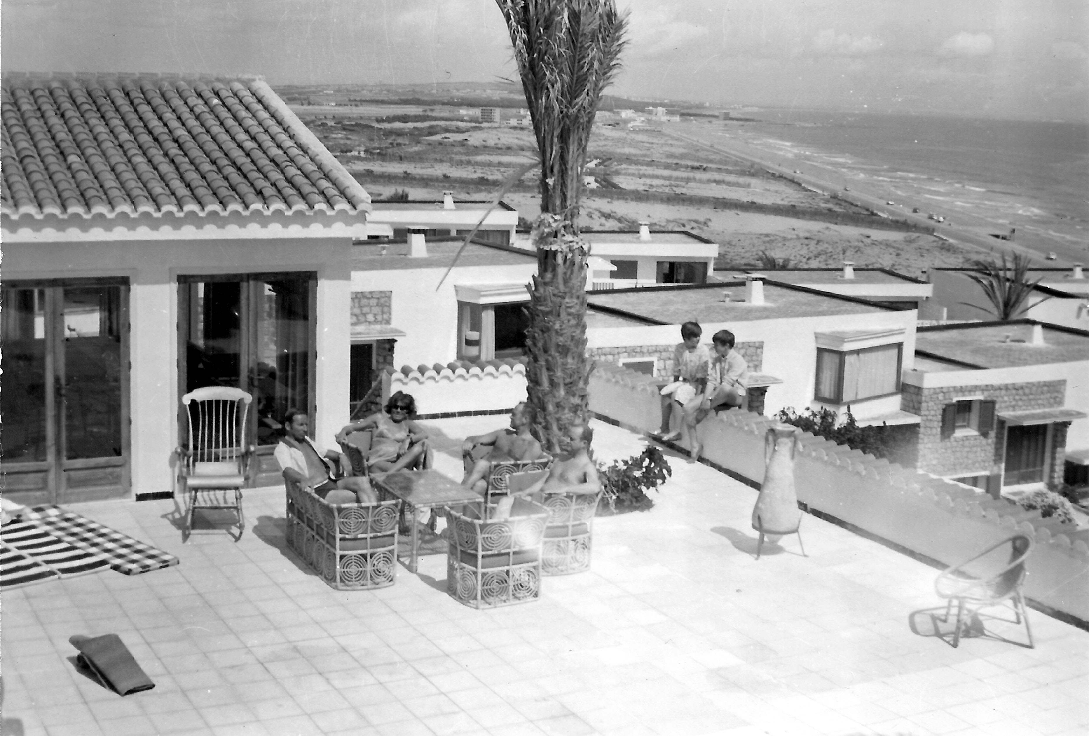 LOS TURISTAS QUE VINIERON DEL FRÍO: EL ORIGEN DE LA COLONIA SUECA EN TORREVIEJA (3)