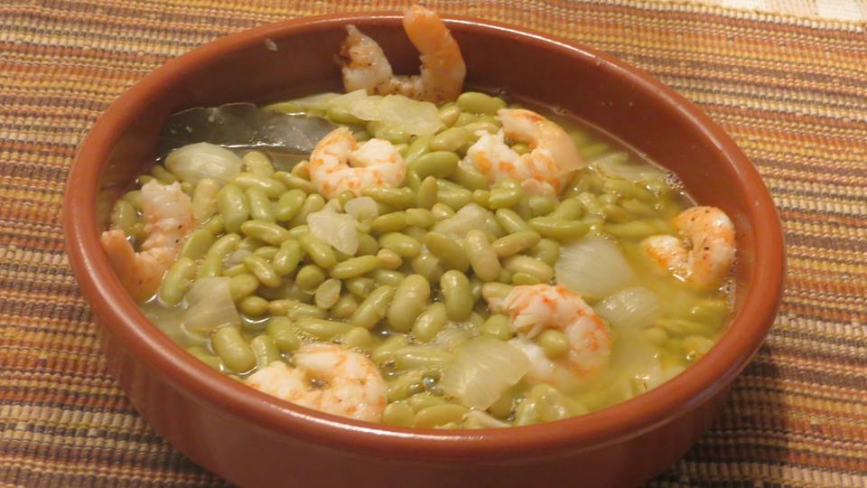 VERDINES CON MARISCU (ALUBIAS VERDINAS CON MARISCO)