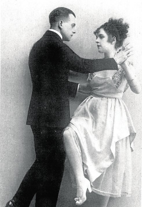 LA HABANERA: CUARTEL, BURDEL Y PUERTO