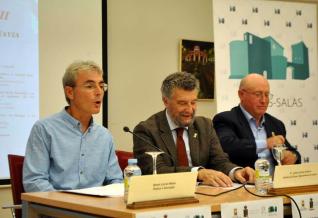 ÉXITO REGISTRADO EN EL INICIO DE LAS DECIMOSEGUNDAS JORNADAS DE HISTORIA DE NAVIA (ASTURIAS)