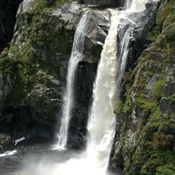 ALGO MÁS QUE PAISAJE • LOS ARRIBES DEL DUERO SON UNA FUENTE DE RIQUEZA IMPORTANTE, HAY QUE APROVECHAR SUS POSIBILIDADES