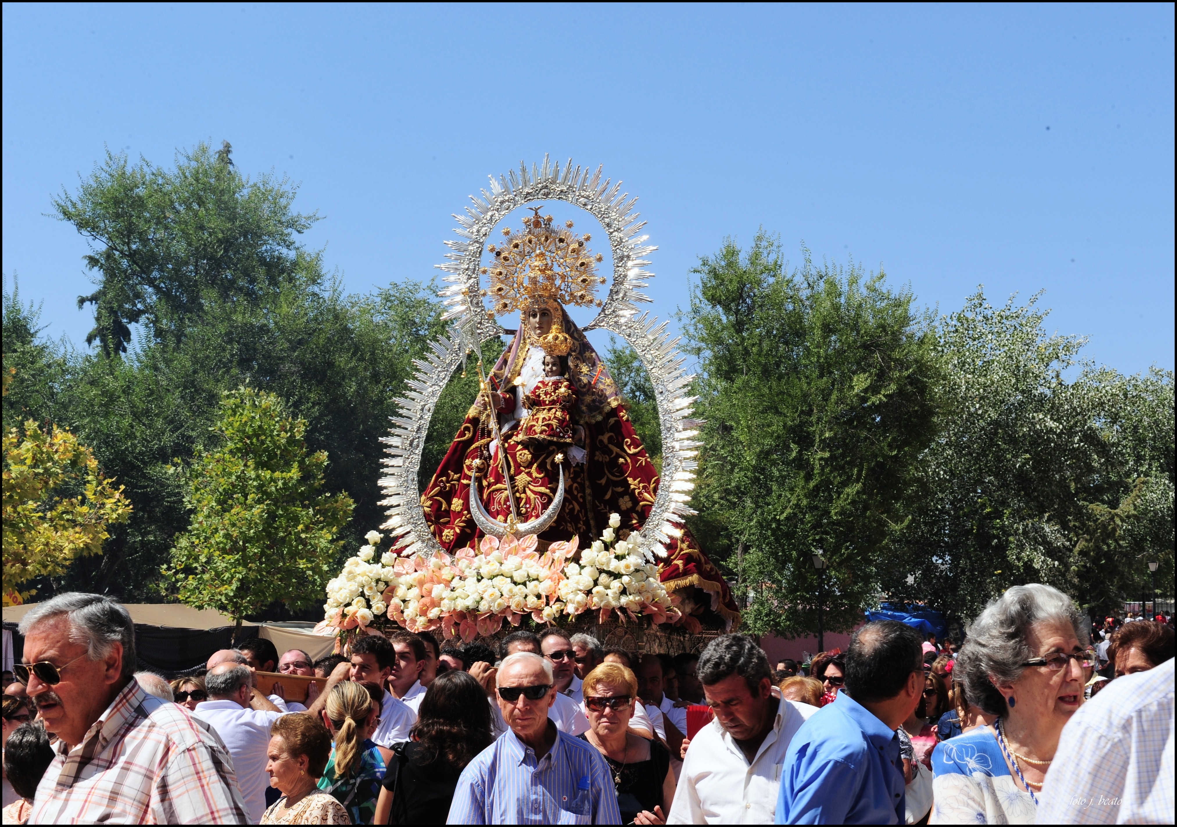 ACTOS RELIGIOSOS EN HONOR DE LA VIRGEN DE LA FUENSANTA. LOS PILARES DE LAS FIESTAS PATRONALES (I)